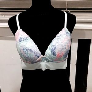Pink Victoria secret bra large